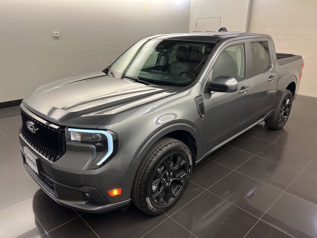 New 2025 Ford Maverick Lobo image 3