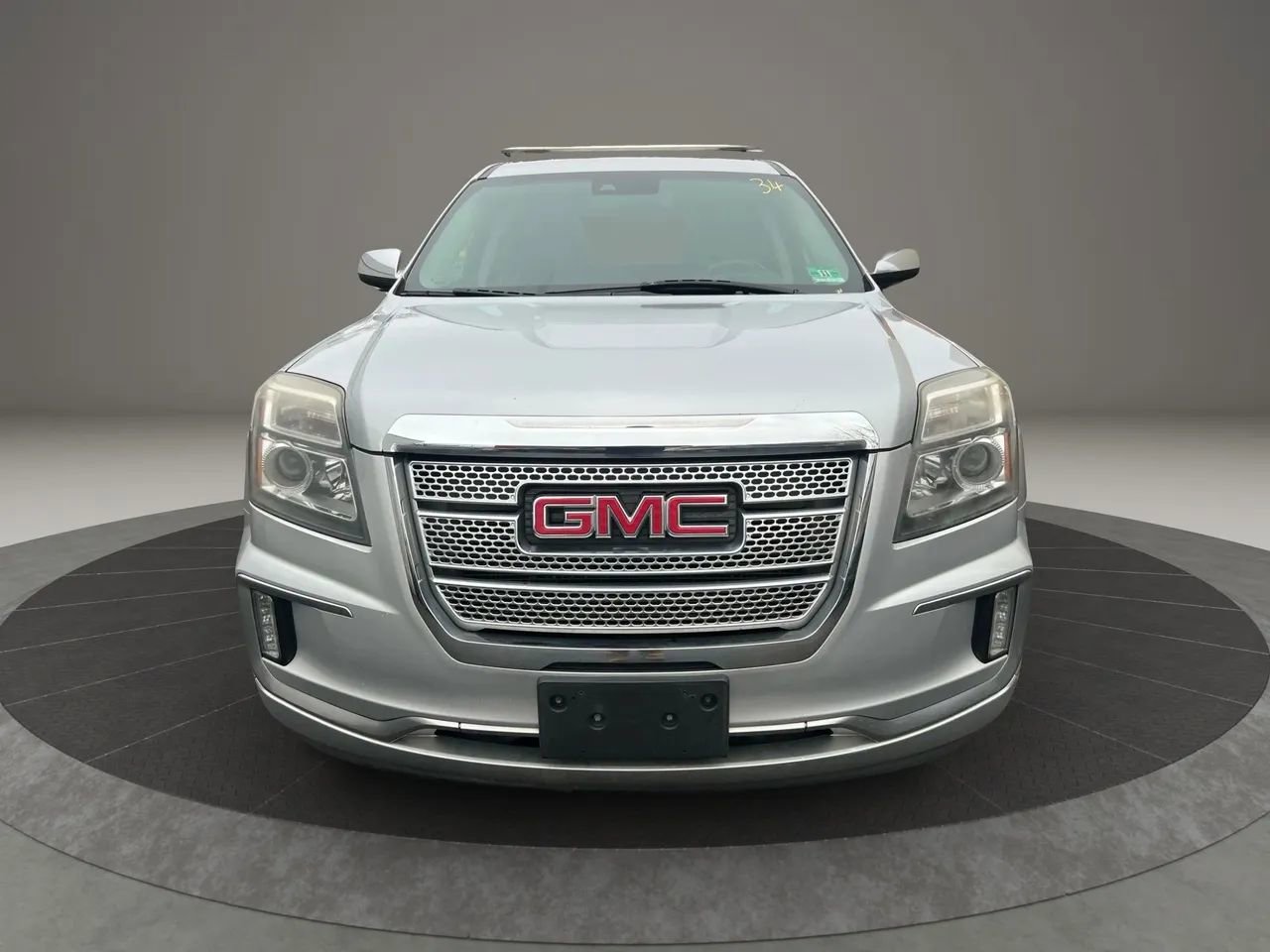 Used 2017 GMC Terrain Denali image 2