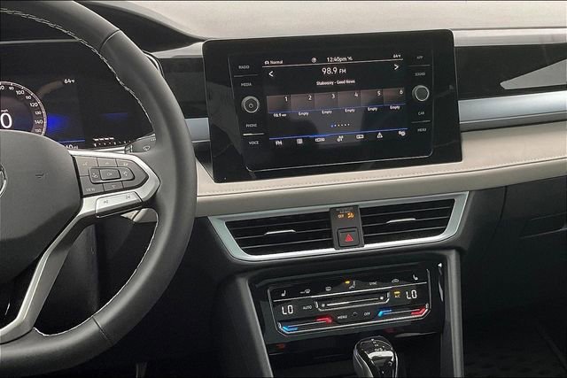 New 2025 Volkswagen Taos SE image 8