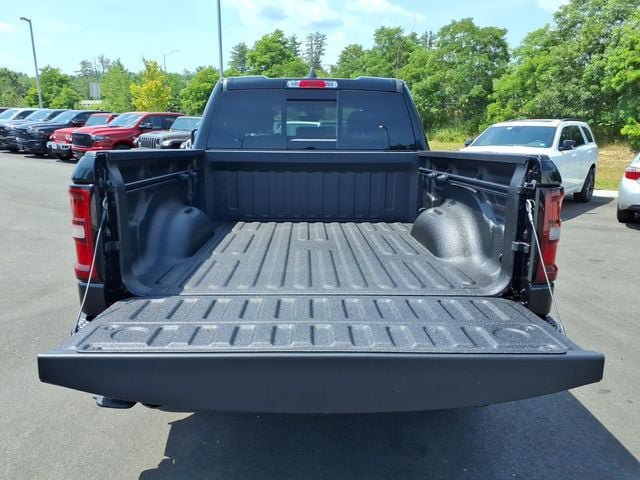 New 2026 RAM 1500 Express AWD/4WD image 9