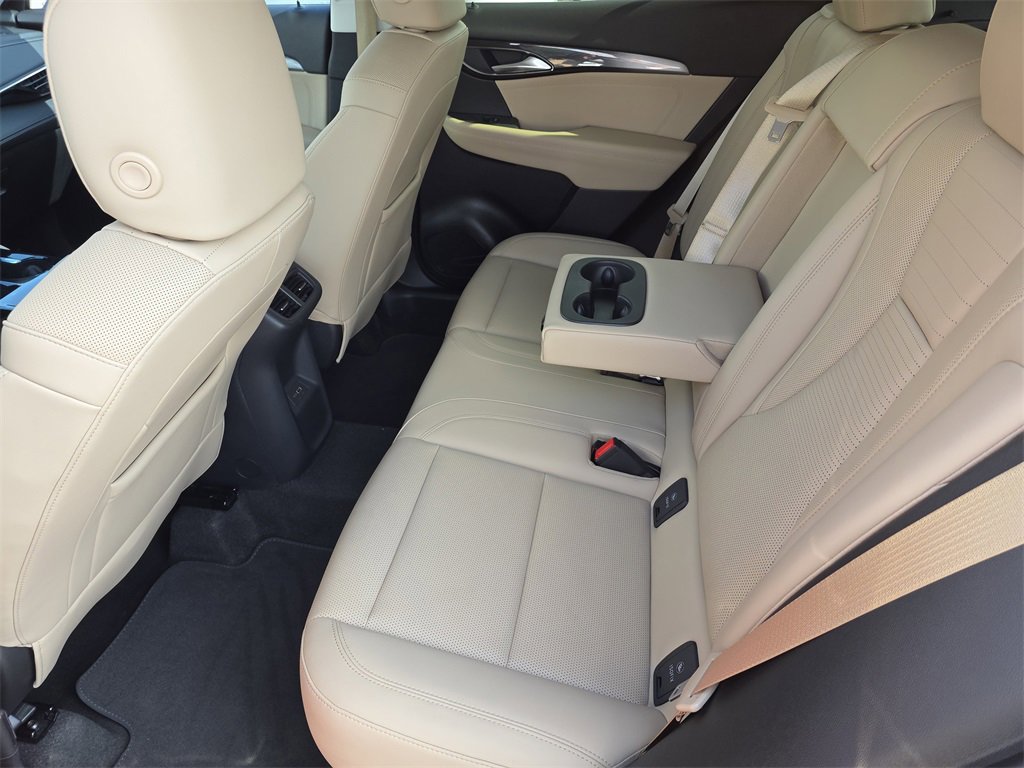 Used 2025 Buick Envision Preferred image 15