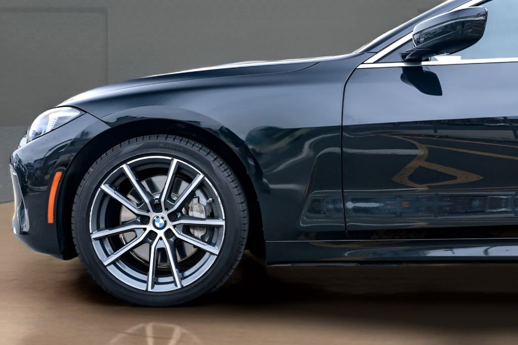 Used 2025 BMW 430i Convertible w/ Premium Package RWD image 20