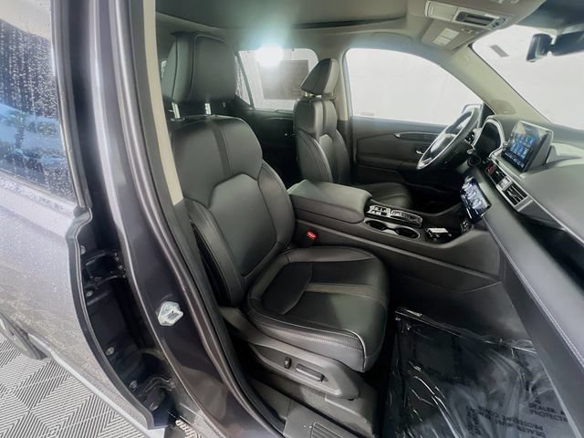 Used 2023 Honda Pilot Touring image 30