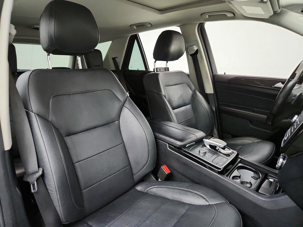 Used 2016 Mercedes-Benz GLE 400 4MATIC w/ Parking Assist Package image 27