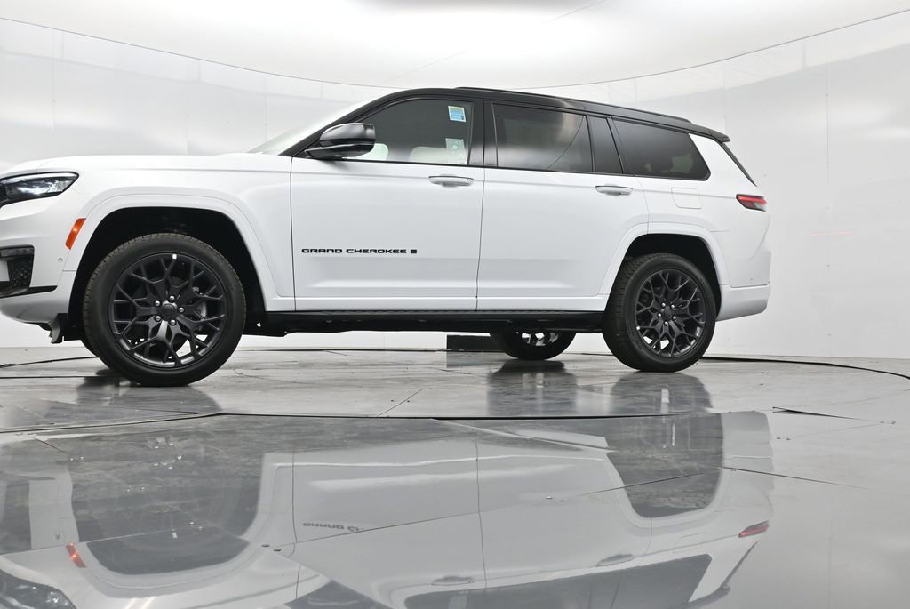New 2025 Jeep Grand Cherokee L Summit image 39