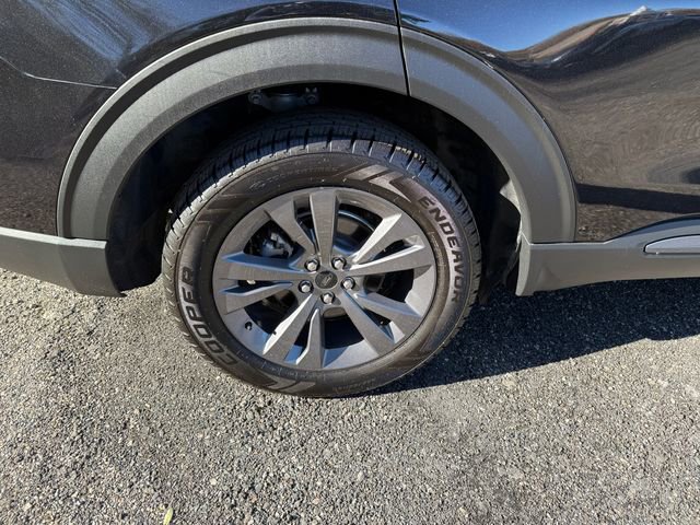 Used 2022 Ford Explorer XLT w/ Equipment Group 202A image 26