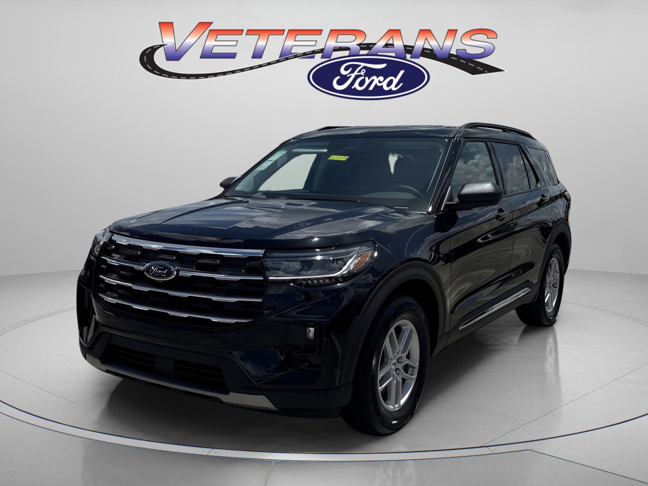 New 2025 Ford Explorer Active w/ Active Comfort Package