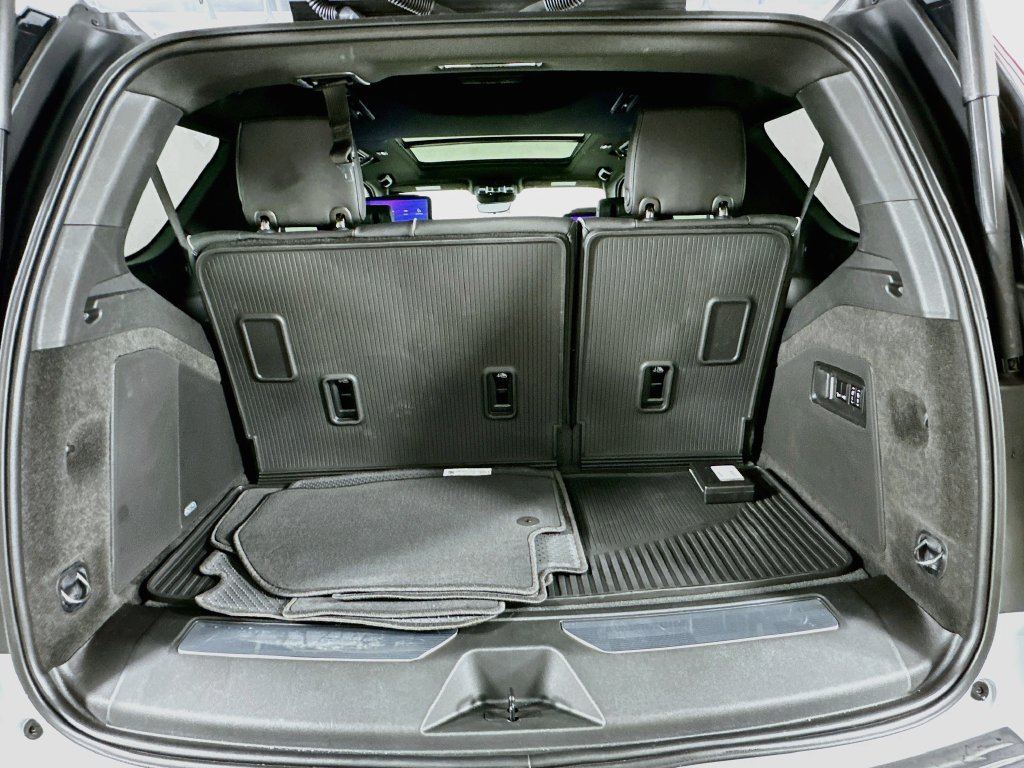 New 2026 Cadillac Escalade Sport w/ Touring Package AWD/4WD image 35