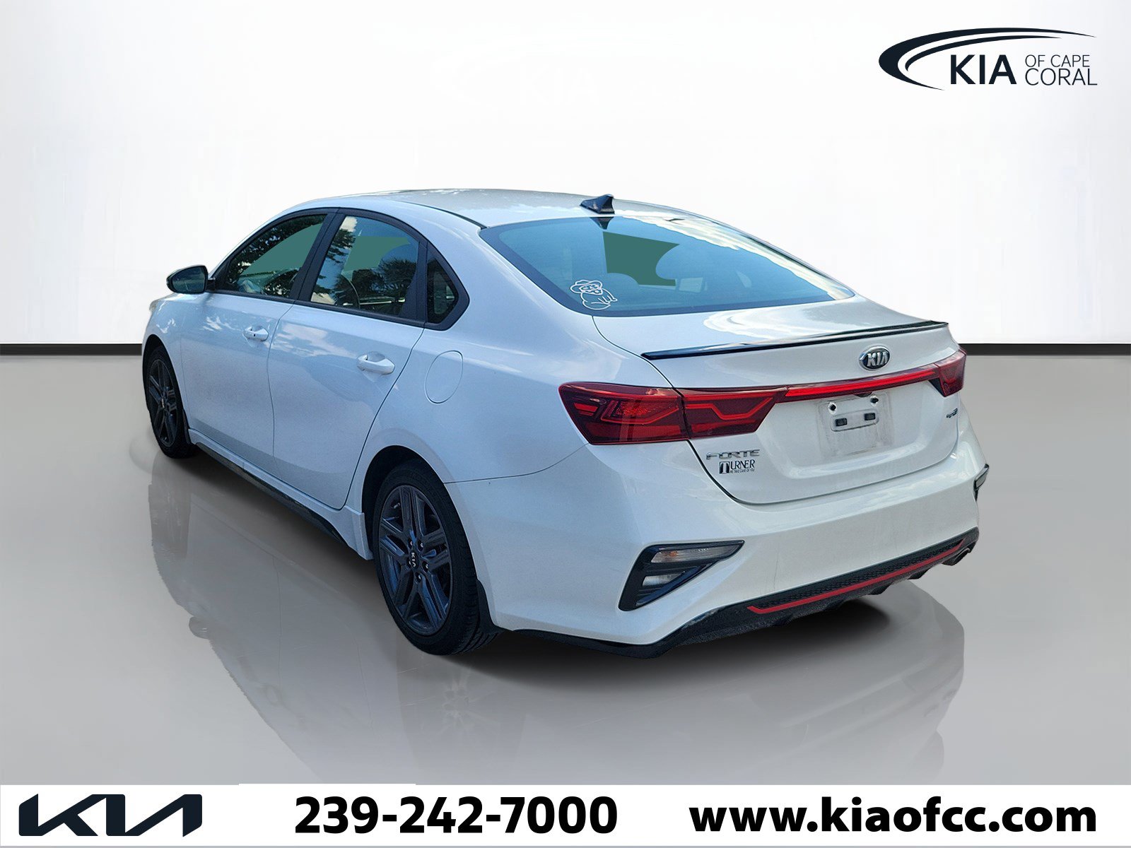 Used 2021 Kia Forte GT-Line w/ GT-Line Premium Package FWD image 4