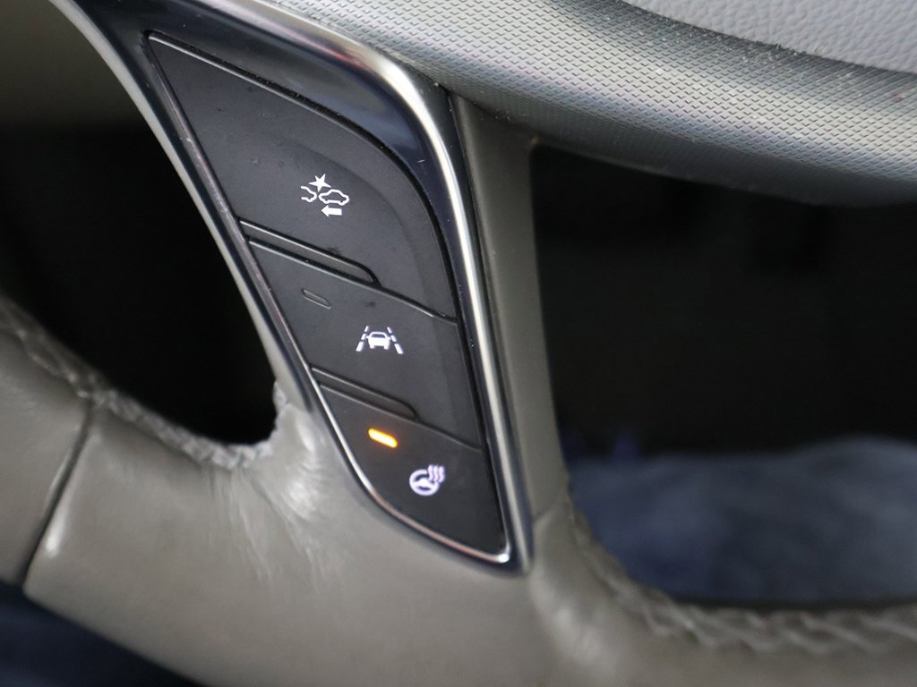 Used 2022 Cadillac XT5 Premium Luxury image 44