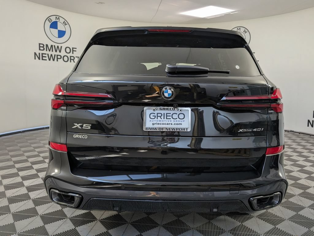 New 2026 BMW X5 xDrive40i w/ M Sport Package AWD/4WD image 7