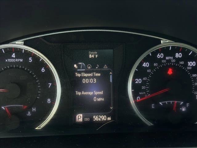 Used 2016 Toyota Camry XSE w/ Moonroof Package FWD image 9