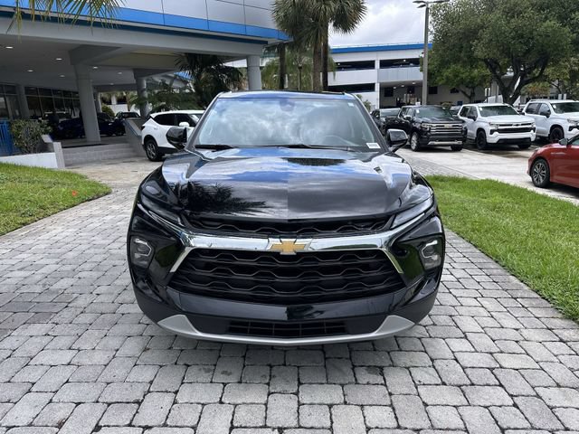 Used 2025 Chevrolet Blazer LT FWD image 18