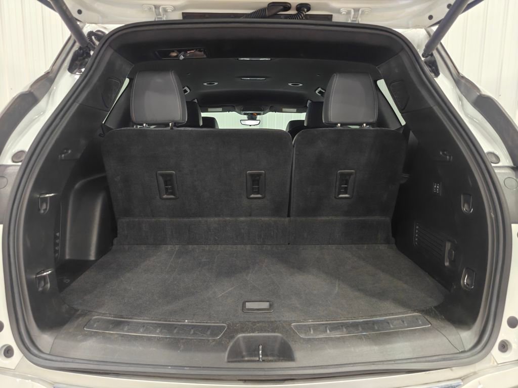 Used 2024 Buick Enclave Premium image 35