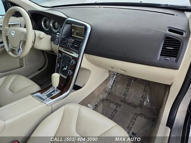 Used 2012 Volvo XC60 T6 image 2