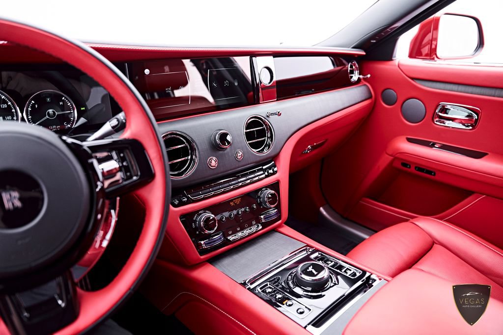 Used 2024 Rolls-Royce Ghost AWD/4WD image 76