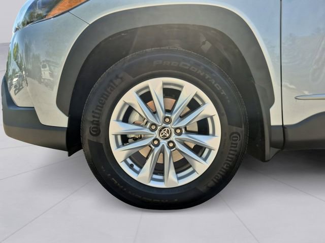 Used 2026 Toyota Corolla Cross LE w/ Moonroof Package AWD/4WD image 9