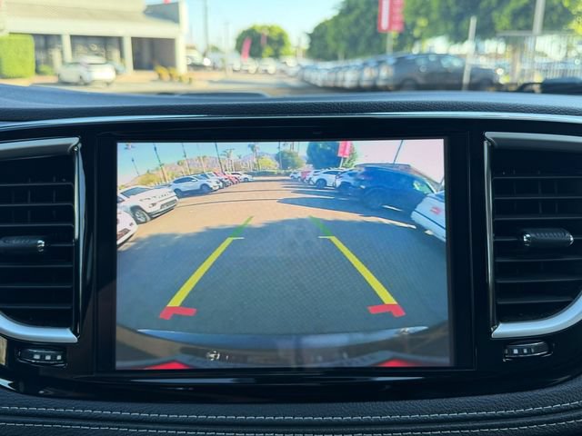 Used 2024 Chrysler Pacifica Limited FWD image 24