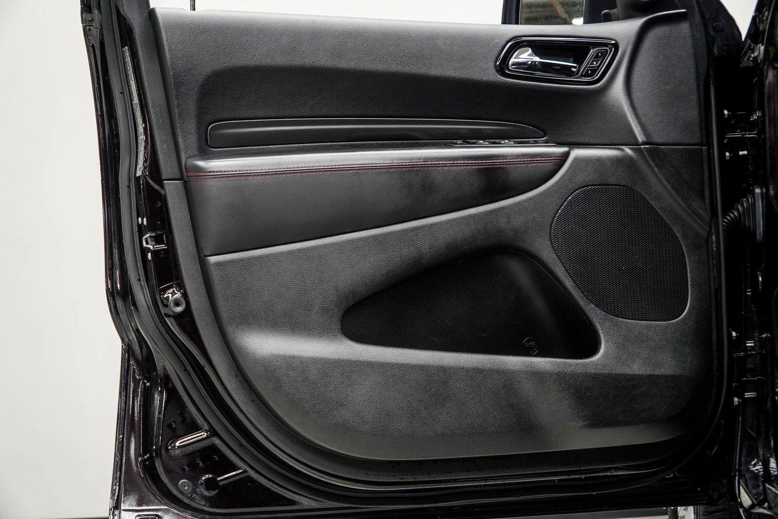 Used 2024 Dodge Durango GT image 31