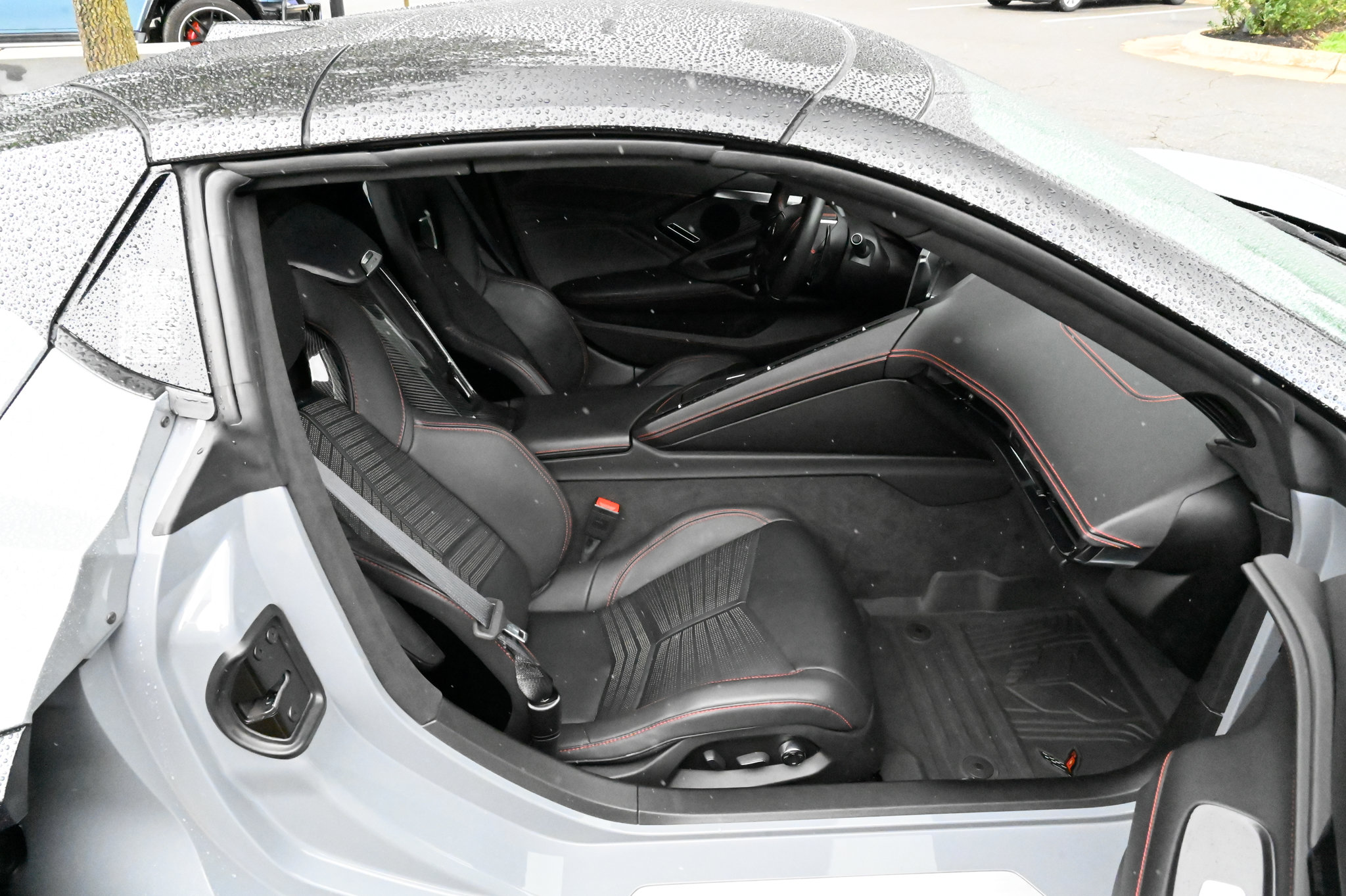 Used 2024 Chevrolet Corvette Z06 w/ Stealth Interior Trim Package RWD image 39