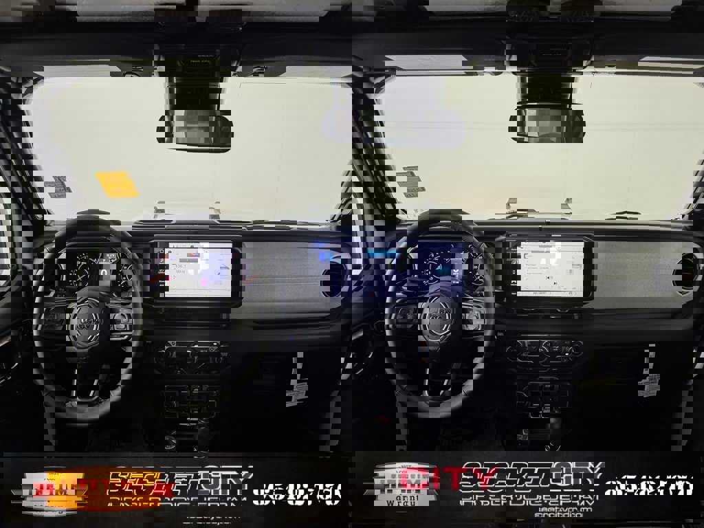 New 2025 Jeep Gladiator Sport image 27