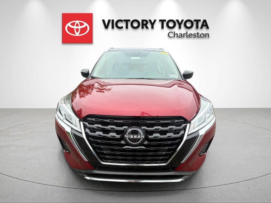 Used 2024 Nissan Kicks SV FWD image 8