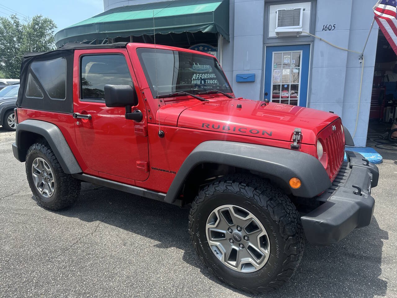 Used 2013 Jeep Wrangler Rubicon w/ Connectivity Group AWD/4WD image 1