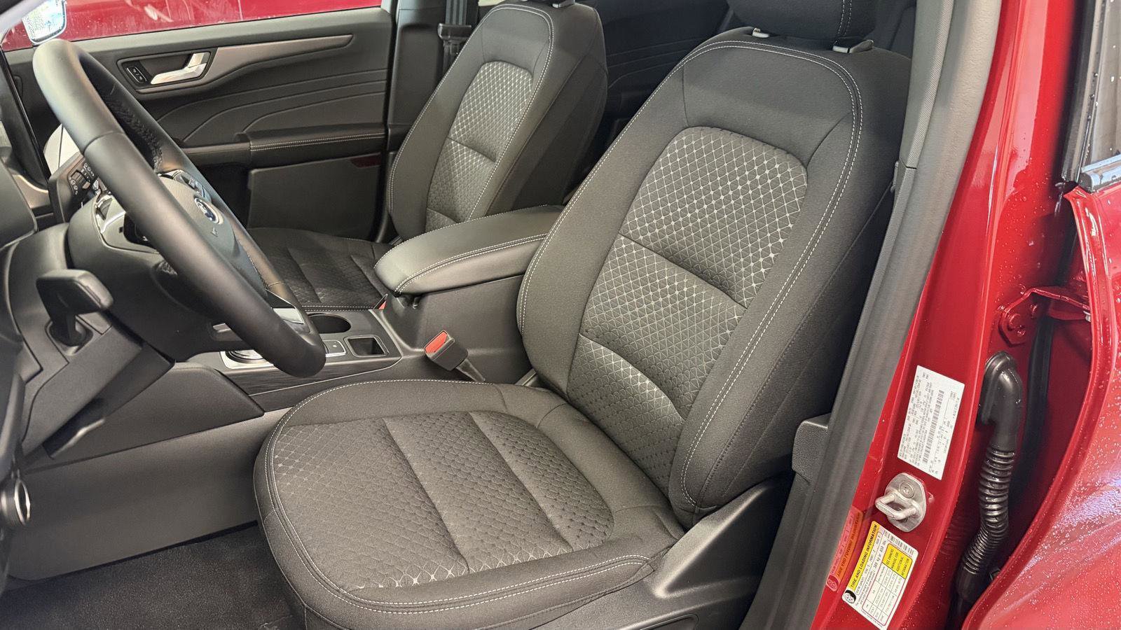 New 2026 Ford Escape Active w/ Active Premium Tech Pack image 10