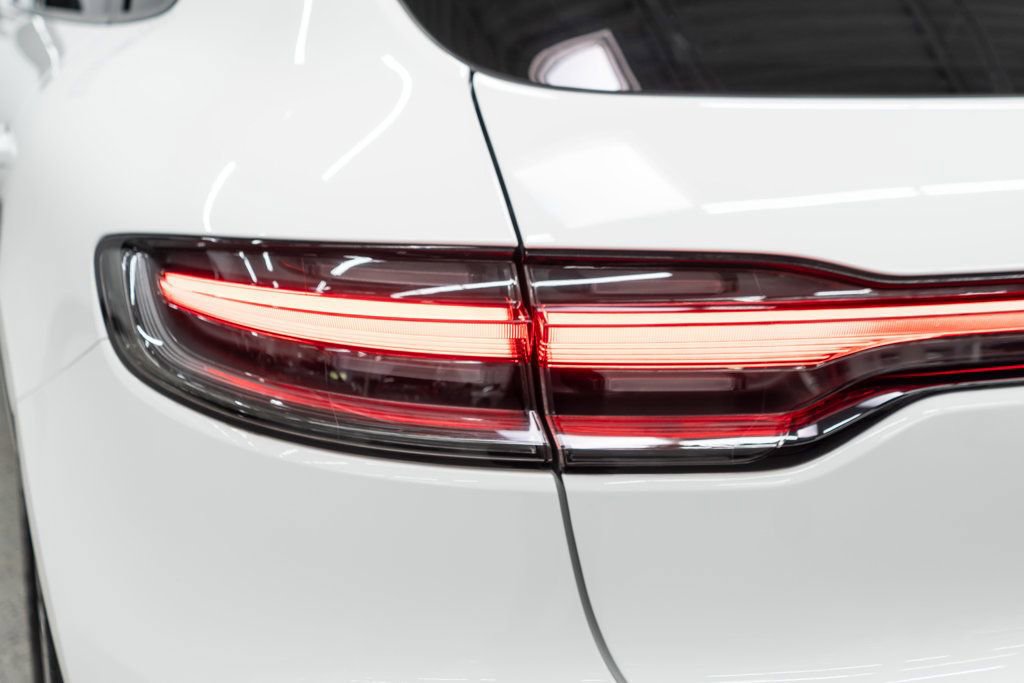 Used 2023 Porsche Macan image 41