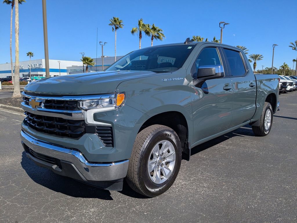 Used 2025 Chevrolet Silverado 1500 LT image 8
