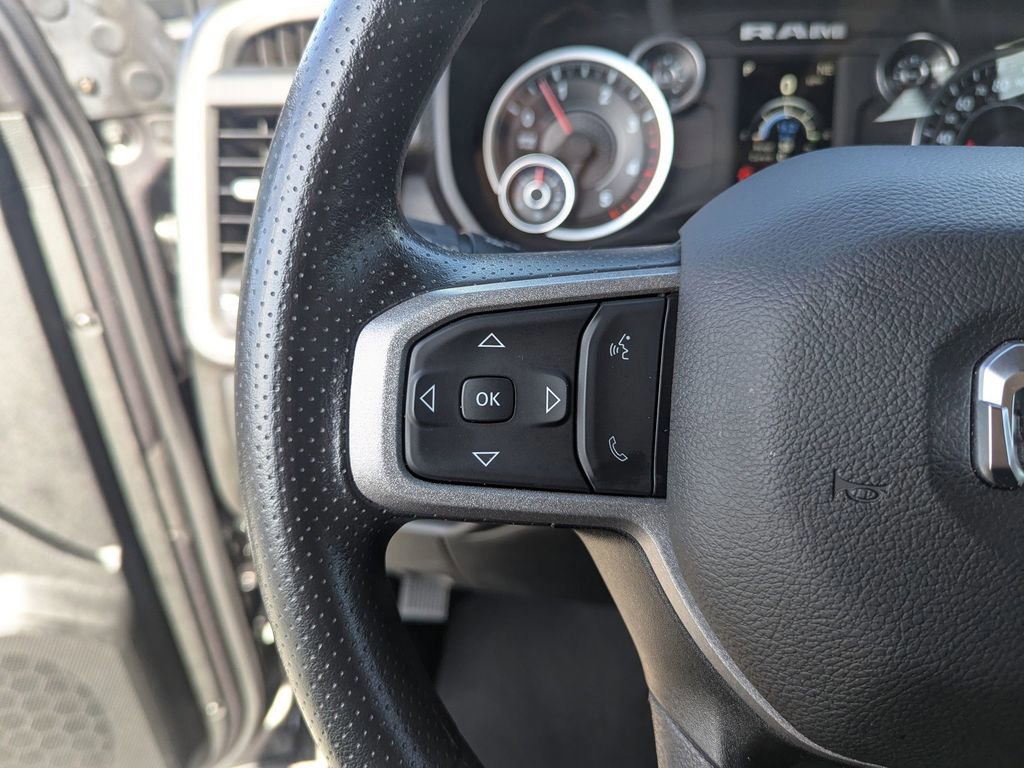 Used 2024 RAM 2500 Tradesman w/ Chrome Appearance Group image 23