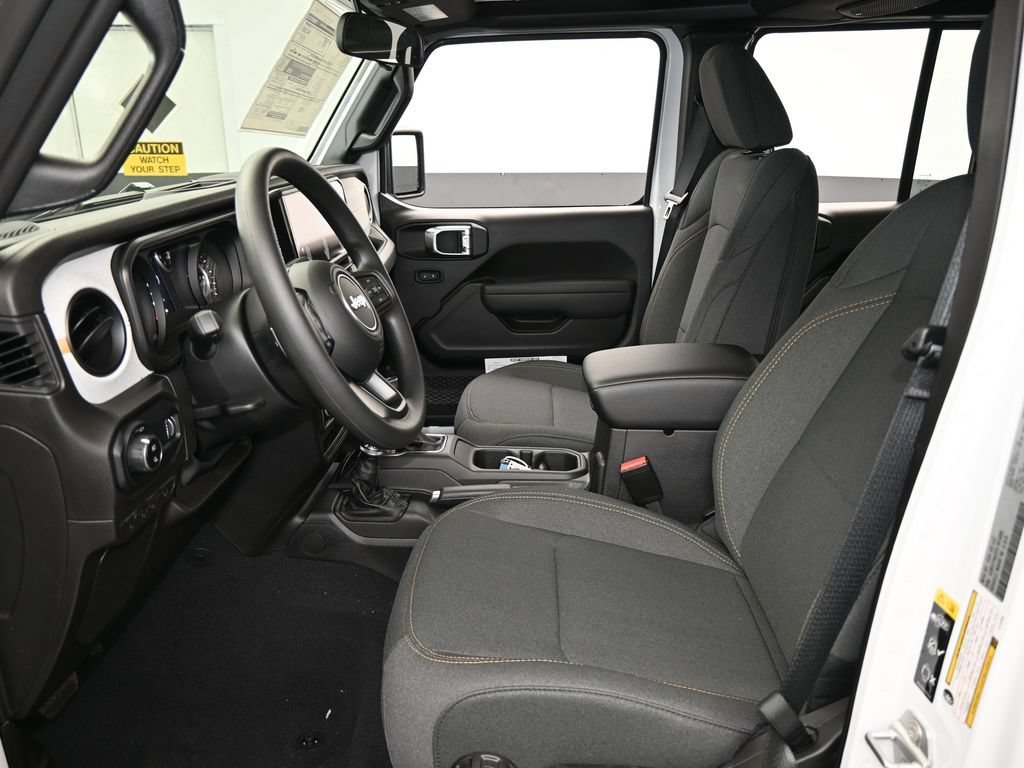 New 2026 Jeep Gladiator Sport AWD/4WD image 11