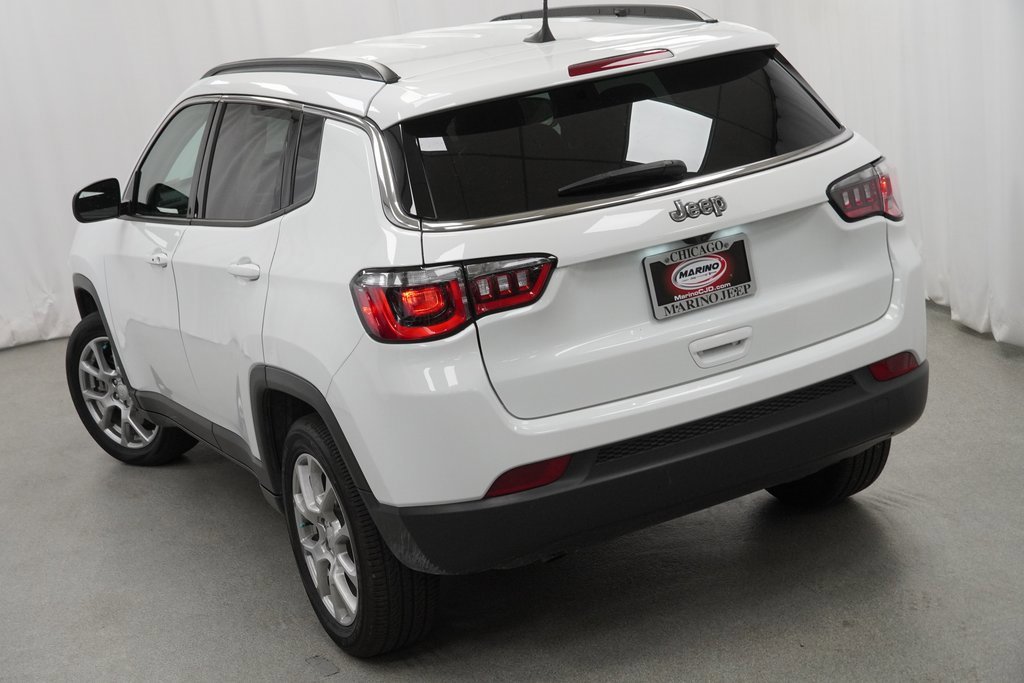 Certified 2024 Jeep Compass Latitude image 13