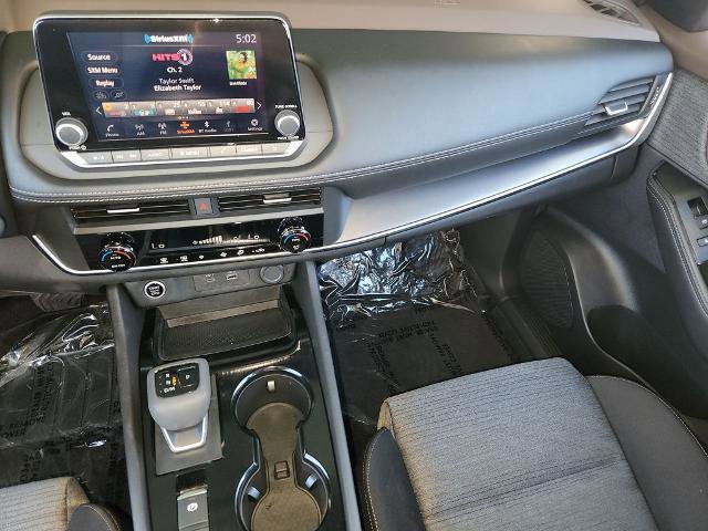 Certified 2023 Nissan Rogue SV image 16