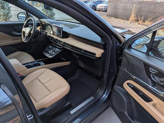 Certified 2022 Lincoln Corsair Reserve w/ Equipment Group 201A image 11