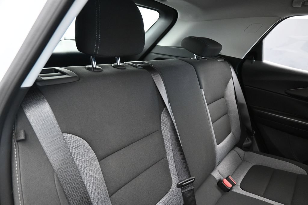 Used 2026 Chevrolet TrailBlazer LS FWD image 36