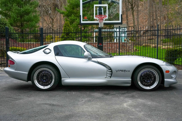 Used 1998 Dodge Viper GTS RWD image 3