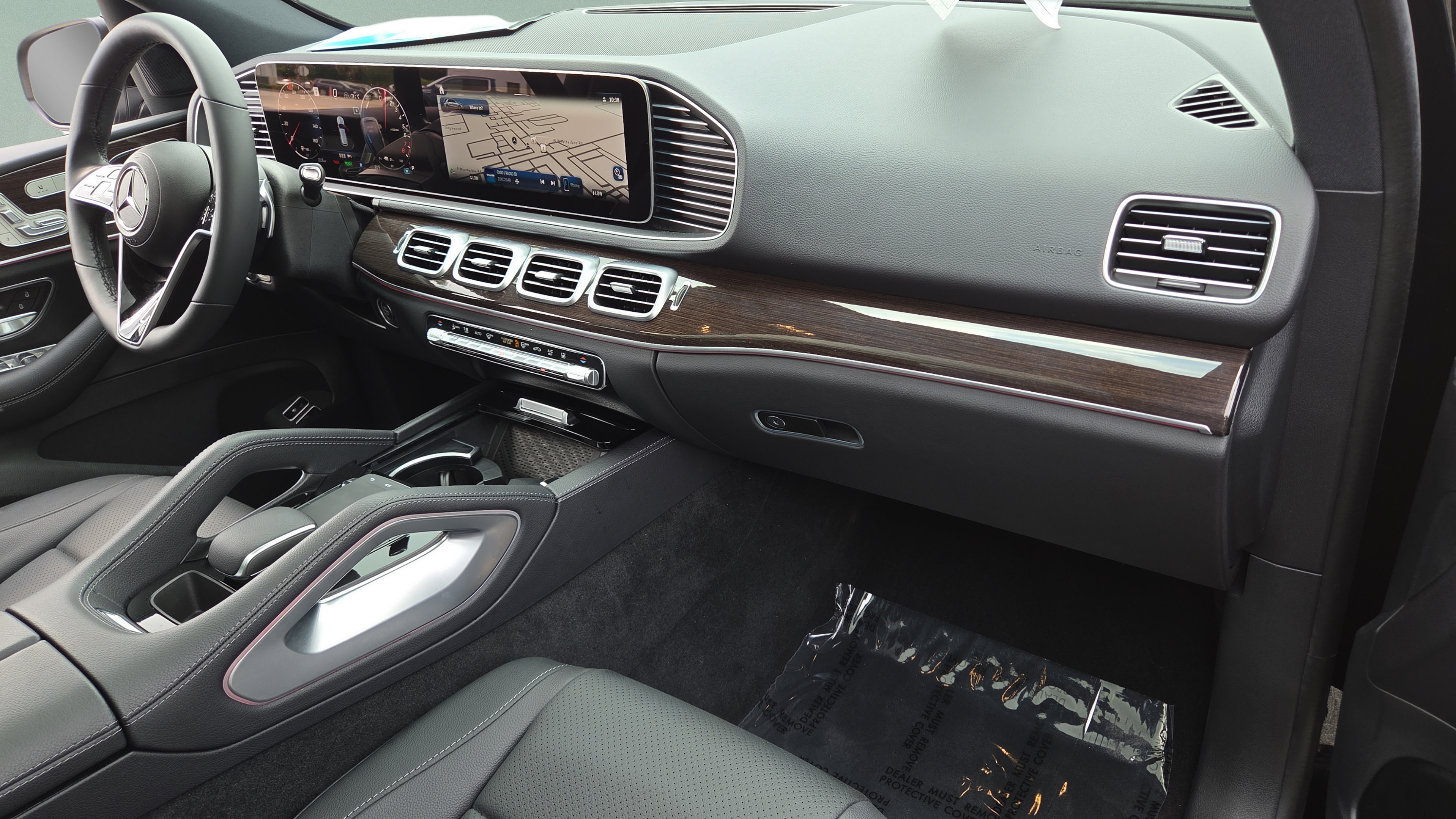 Used 2025 Mercedes-Benz GLE 450e 4MATIC image 16