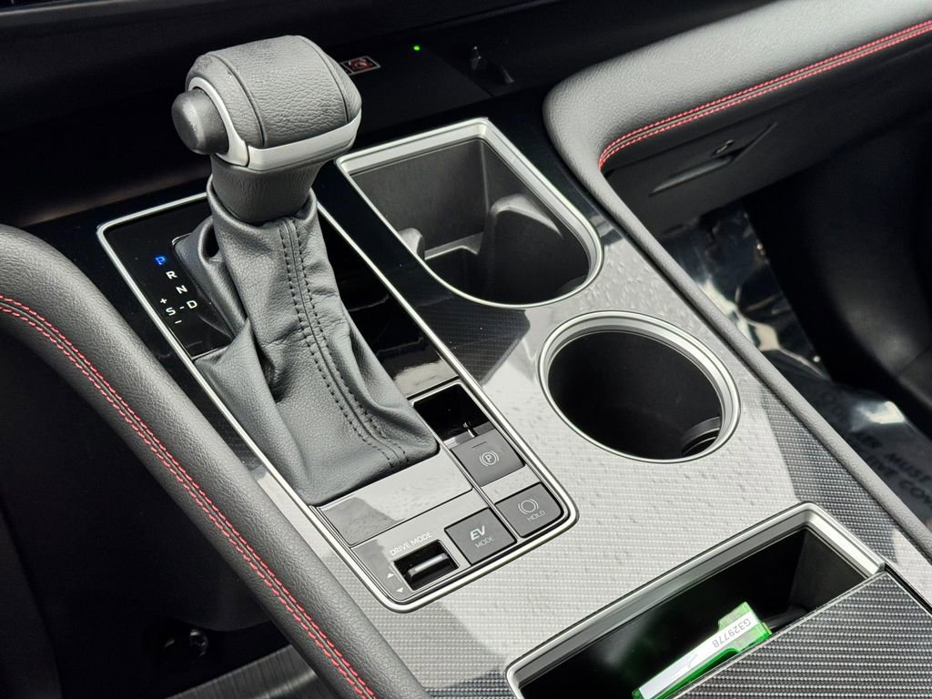 Used 2025 Toyota Sienna XSE w/ XSE Premium Package image 25