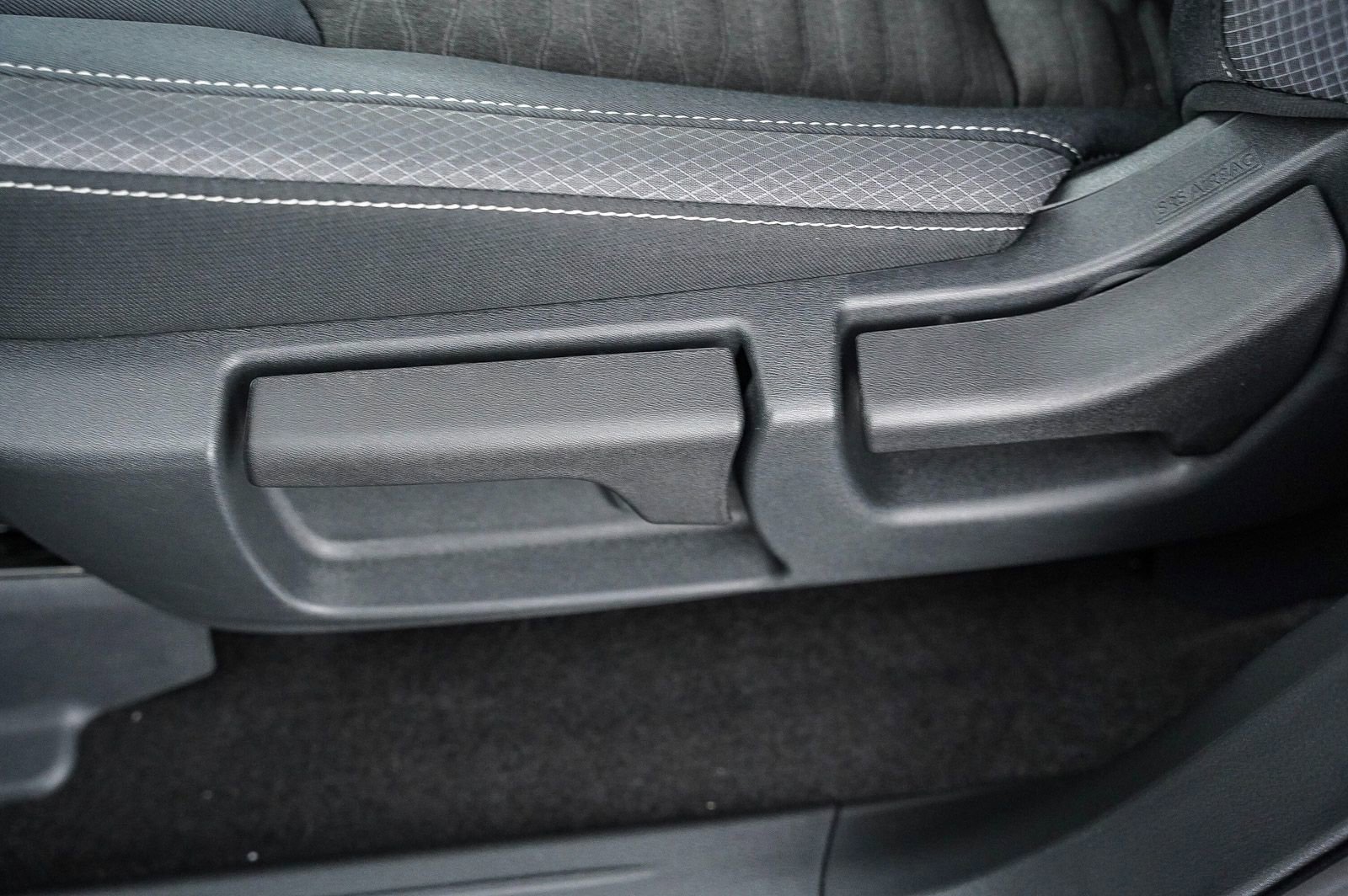 Certified 2025 Nissan Pathfinder S image 22