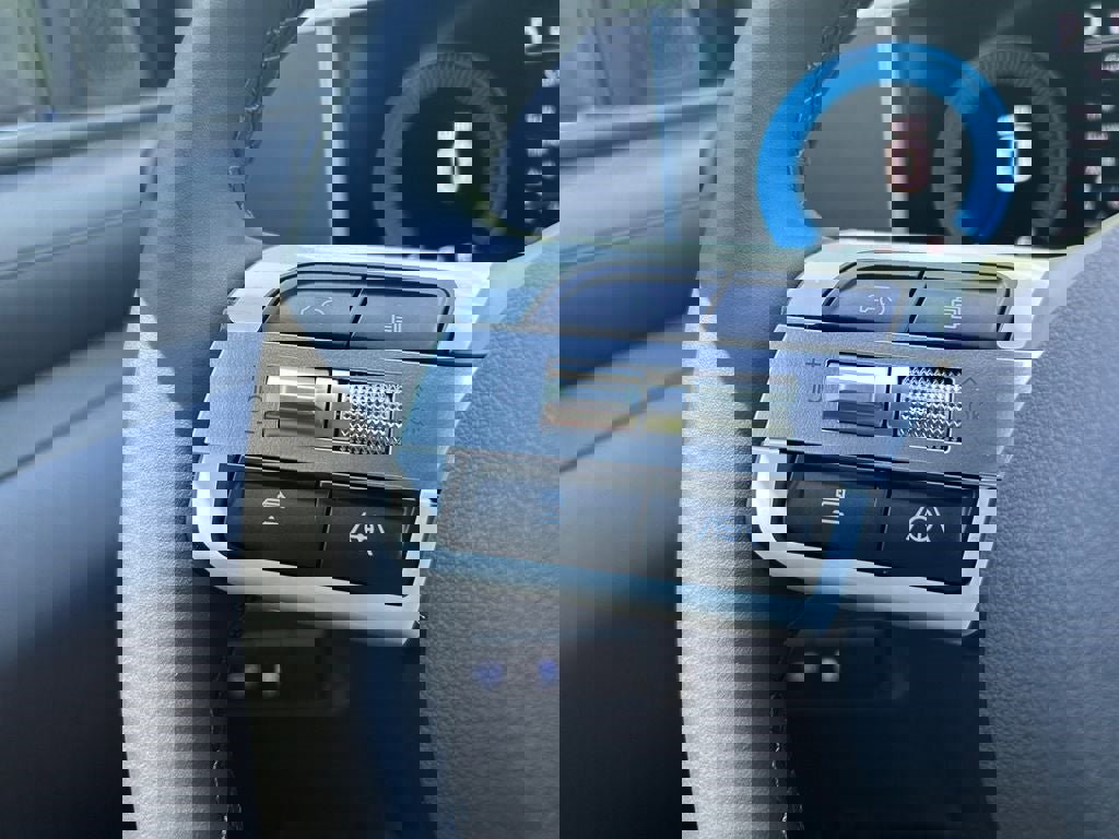 New 2025 Hyundai Tucson XRT image 13