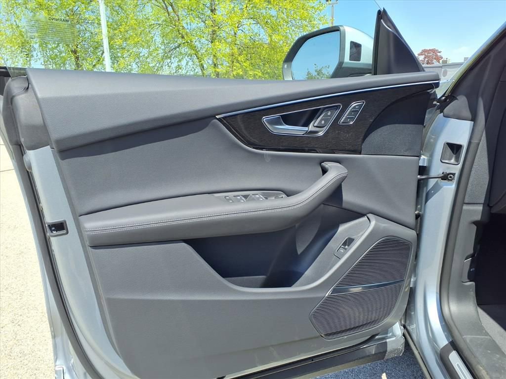 New 2026 Audi Q8 Premium Plus AWD/4WD image 7
