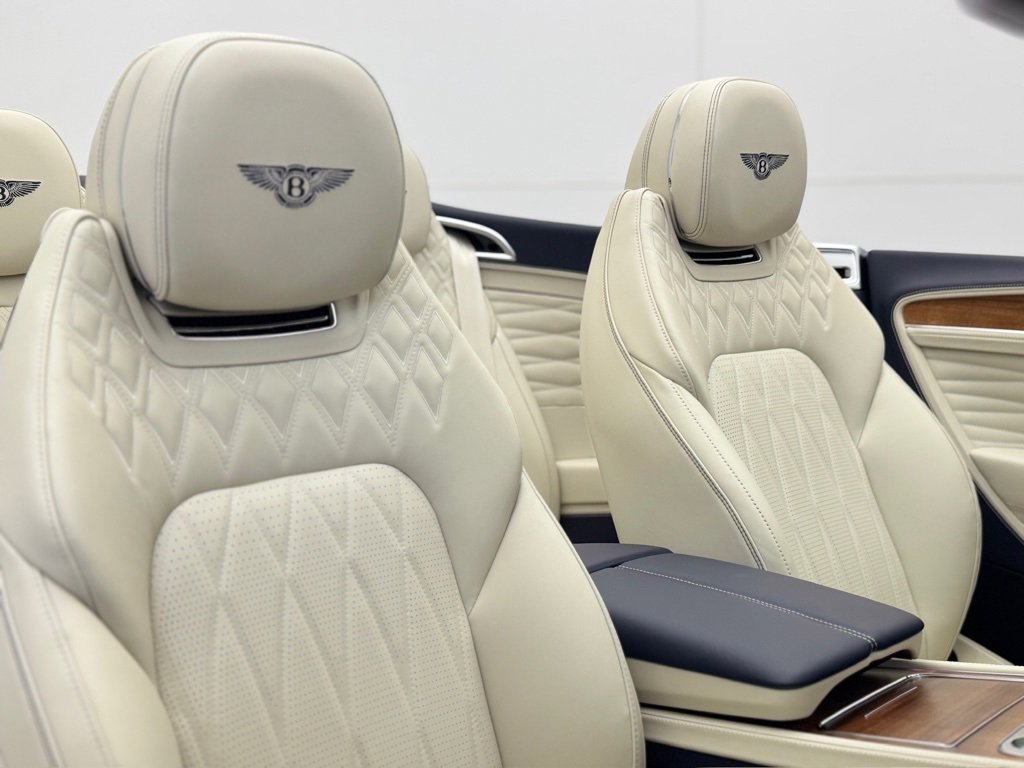 New 2024 Bentley Continental GT Azure image 27
