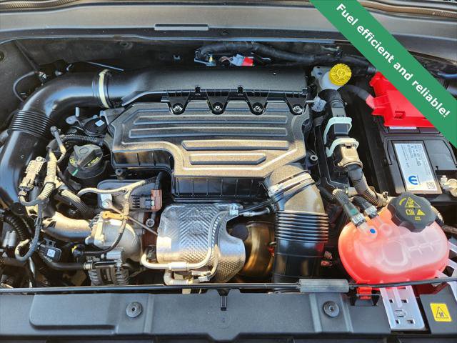 Certified 2023 Jeep Renegade Latitude image 30