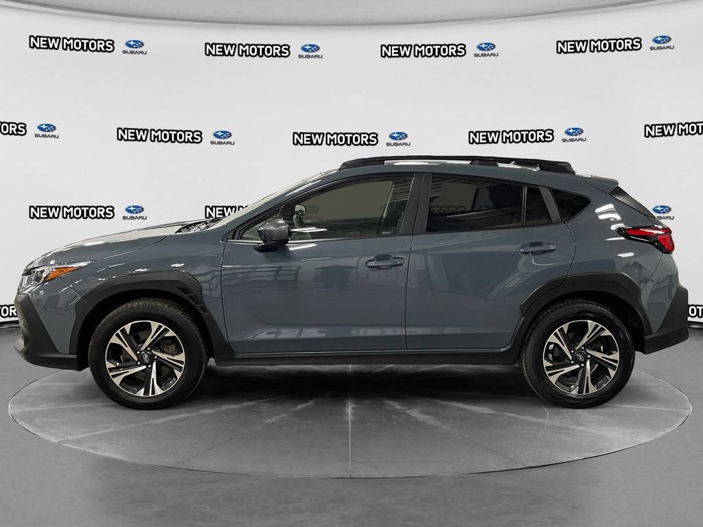 Used 2024 Subaru Crosstrek 2.0i Premium AWD/4WD image 2