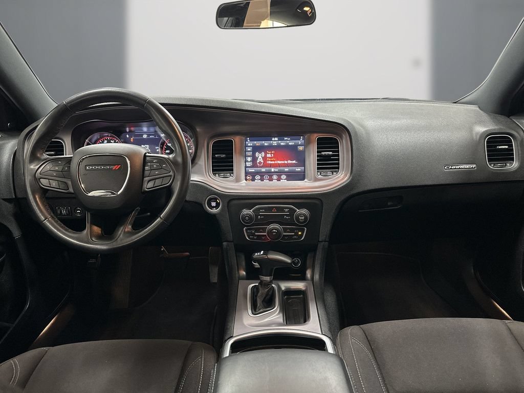 Used 2023 Dodge Charger SXT RWD image 18