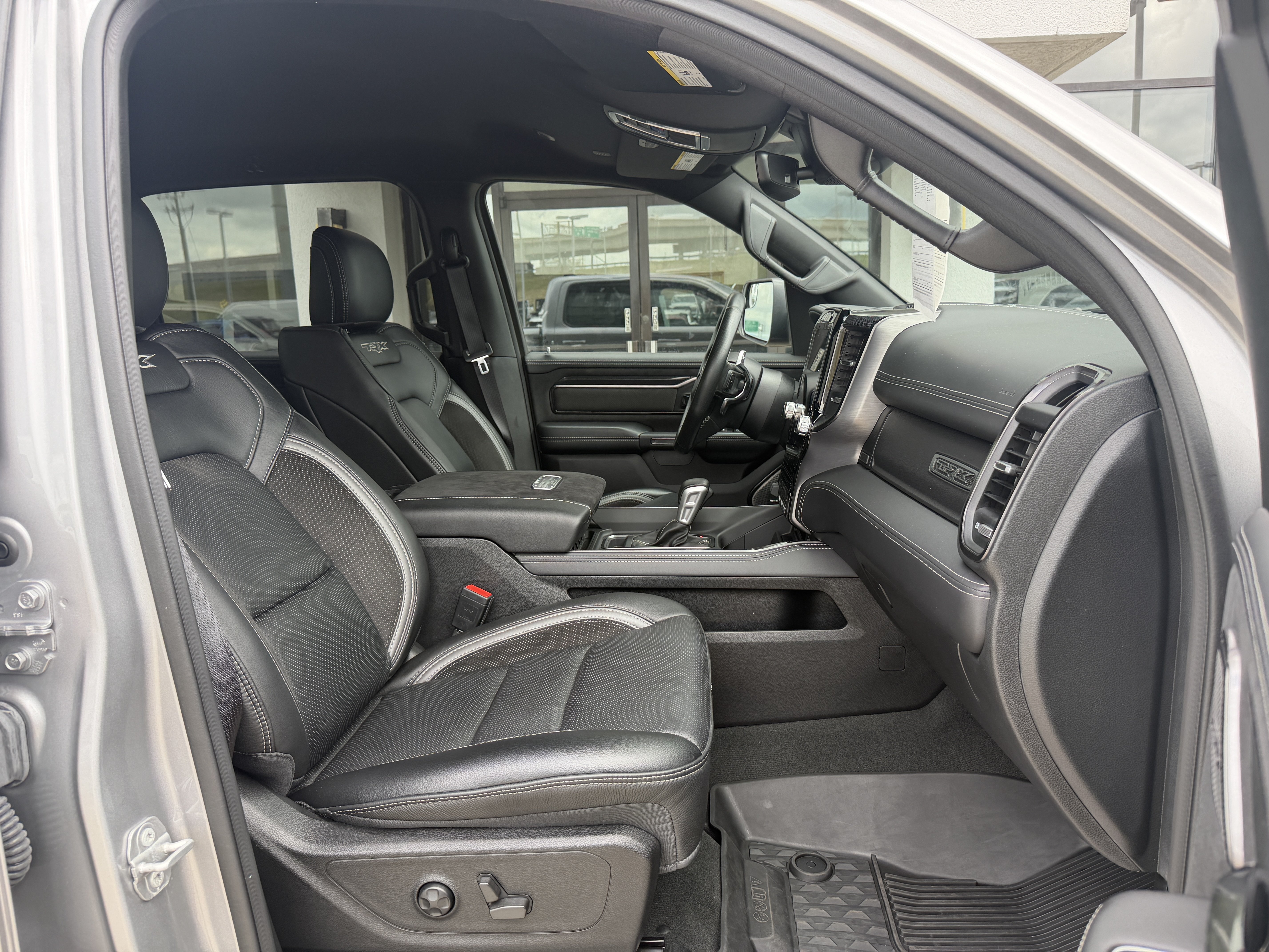 Used 2022 RAM 1500 TRX w/ TRX Level 1 Equipment Group AWD/4WD image 25