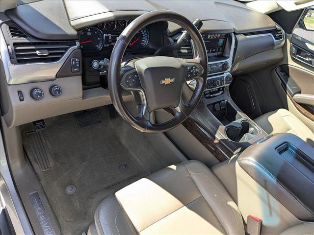 Used 2019 Chevrolet Suburban LT image 13