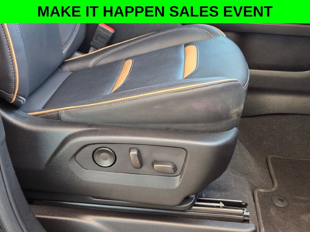 Used 2024 GMC Yukon AT4 w/ AT4 Premium Plus Package AWD/4WD image 31