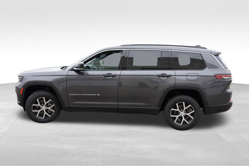Certified 2024 Jeep Grand Cherokee L Limited w/ Luxury Tech Group II AWD/4WD image 9